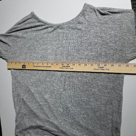 NWOT NATURAL LIFE WOMEN'S OPEN BACK GRAY SHORT SLEEVE BLOUSE SIZE LARGE - Picture 7 of 11